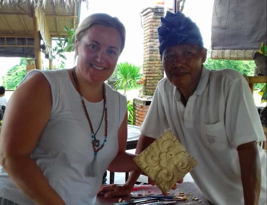 Ubud: 3-Hour Wood Carving Master Class - The opening routine: coffee or tea, snacks, and getting your wood block ready