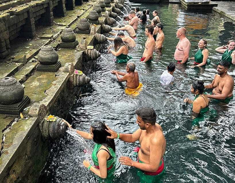 Ubud: Alas Harum, Tirta Empul, Tukad cepung, Dedari - Tukad Cepung waterfall in a cave: the best kind of tricky