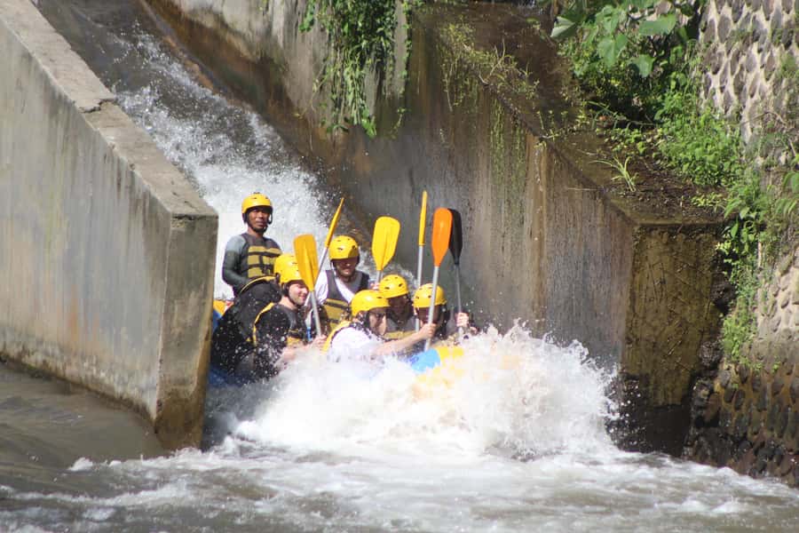 Ubud Atv Quad Bike and Water Rafting - ATV quad bike through the jungle: adrenaline with training wheels