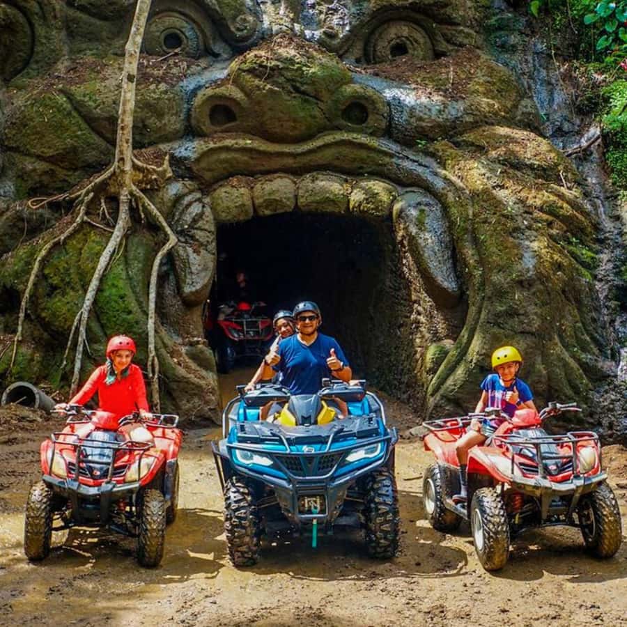 Ubud Bali ATV Alasan Adventure Gorila Cave & Cretya Pool Bar - ATV Track Basics: 250cc, 8 km, and the 60–90 Minute Reality