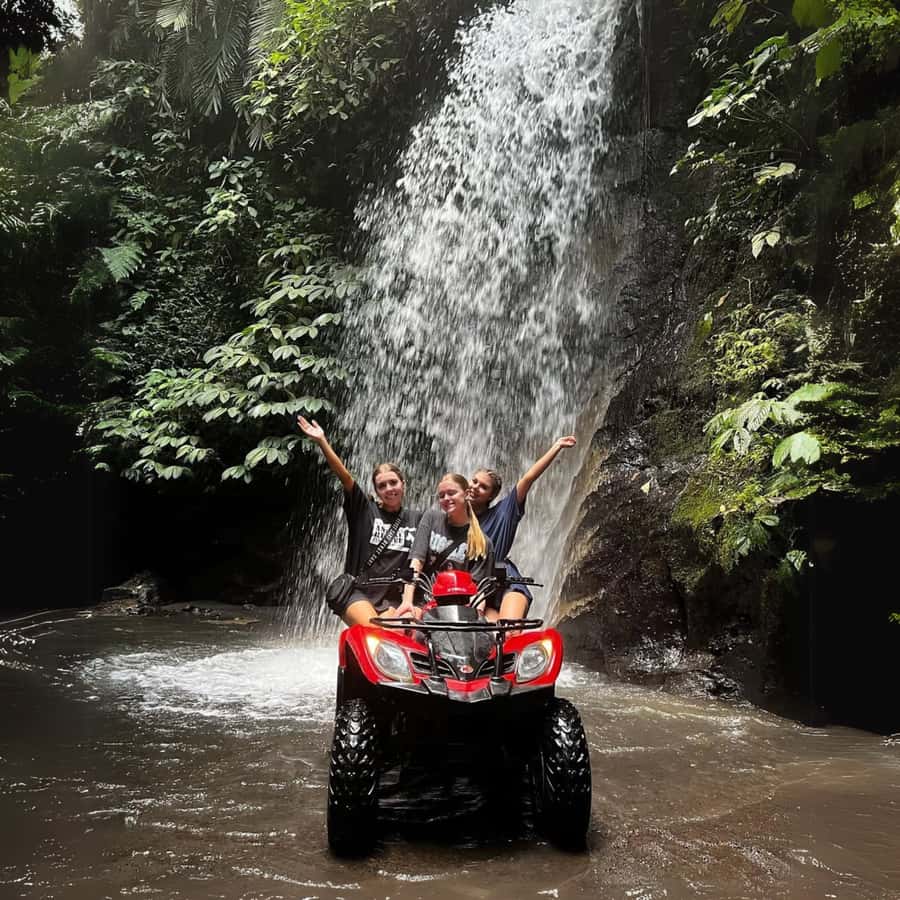 Ubud Bali: Kuber ATV Quad Bike with Long Tunnel & Waterfalls - Lunch with rice-field views: the break that helps you reset