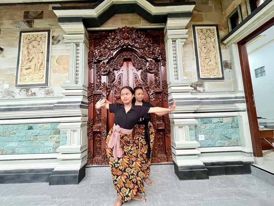 Ubud: Balinese Dance Class with Local Instructor - Should You Book This Ubud Dance Class?