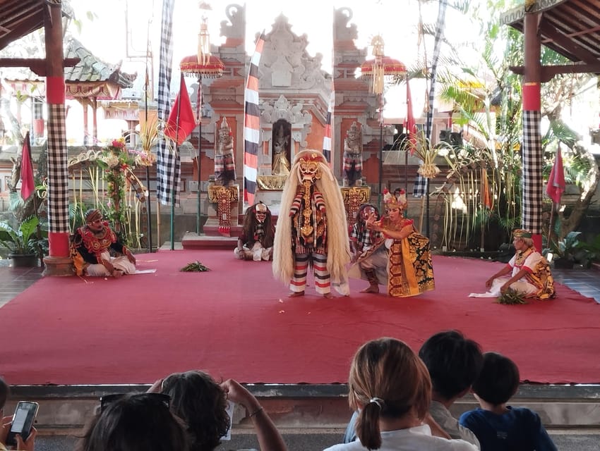 Ubud: Barong Dance and Keris Cultural Dance Show Tickets - Family-friendly value and the reality of “culture”