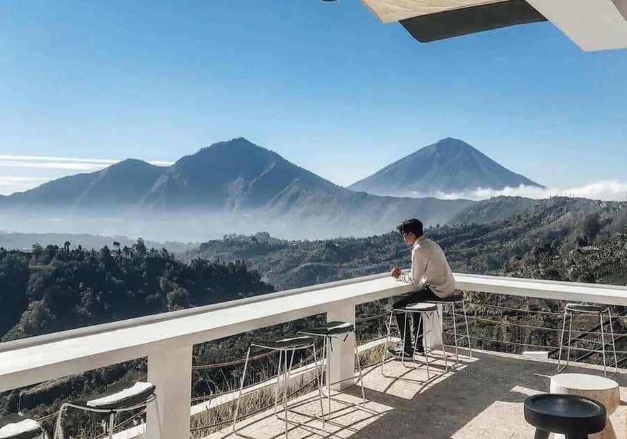 Ubud: Batur Cafe Sunrise, Zip-Line & Cretya Day Club Tour - Cretya Day Club: The Best Part for Slow Down Time