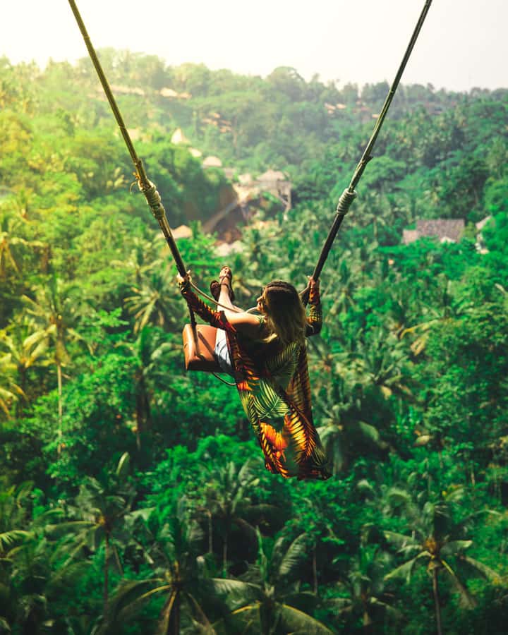 Ubud: Classic Vintage Volkswagen Custom Tour - Bali Swing photo stop: adrenaline with a time limit