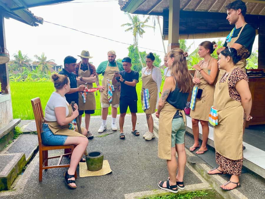 Ubud: Cooking Class with Market Visit and Hotel Pickup - What You’ll Eat (And Why It’s a Real Value Add)