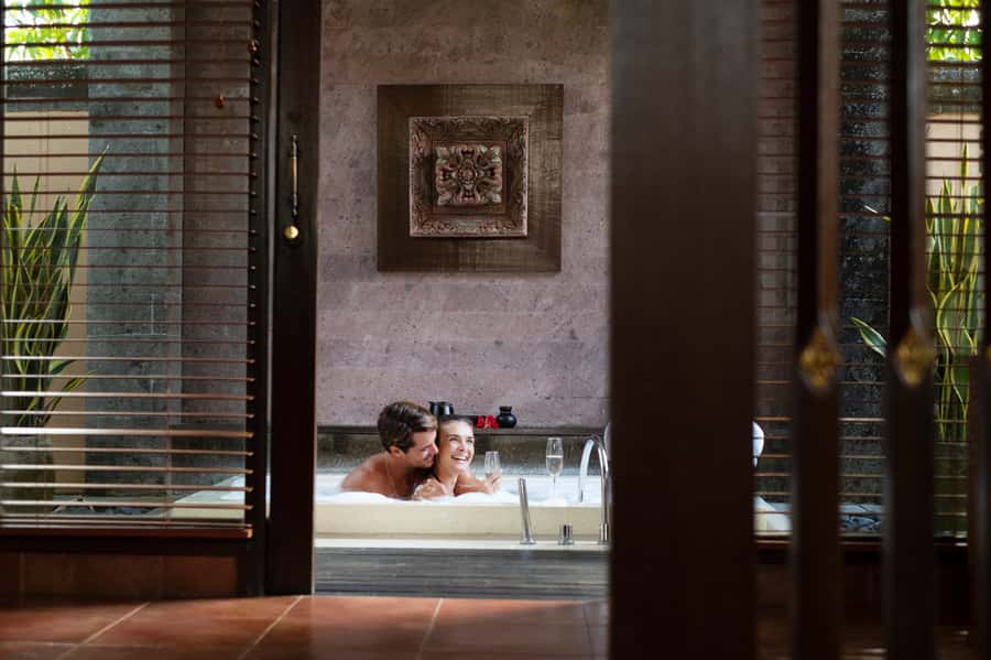 Ubud: Couple Spa Treatment with Bath Ritual & Sparkling Wine - Key highlights to know before you go