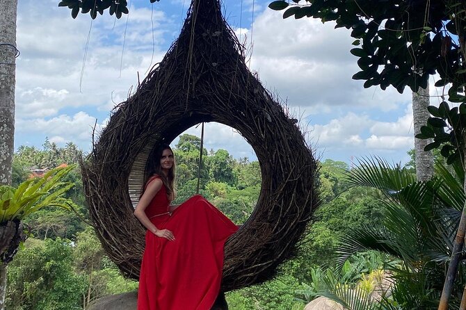 Ubud Day Tour - Private Ubud Tour Guide - Best Of Ubud Tour - Sacred Monkey Forest Sanctuary: A 1-Hour Visit with Real Personality