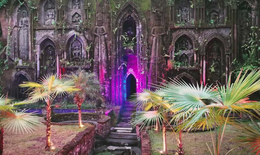 Ubud: Dinner Show Lost City - Story of Humanity Experience - Fire, light, and music in a temple-ruin setting