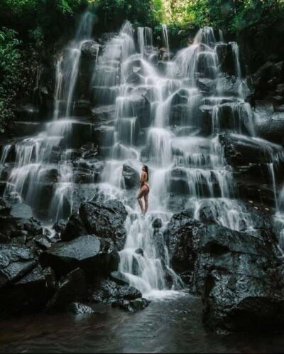 Ubud Experience : Waterfalls, Rice Terraces and Water Temple - Kanto Lampo Waterfall: Getting Close to the Spray