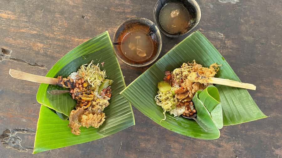 Ubud: Gianyar Night Market Food Tour with up to 17+ Tastings - What You’ll Learn While Eating (Culture Included)