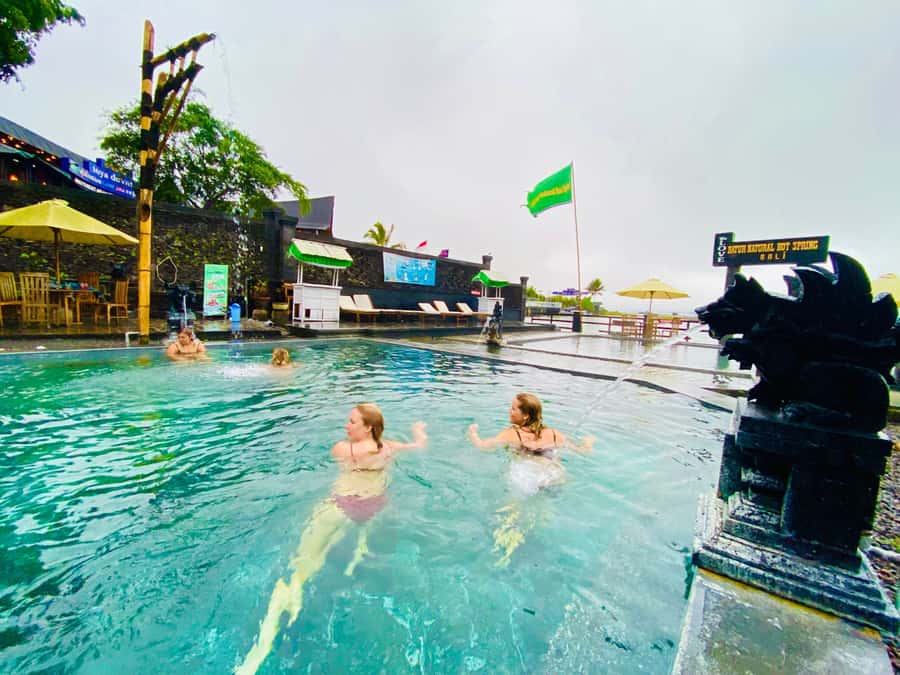 Ubud: Gorilla Face ATV & Batur Natural Hotspring with Lunch - Lunch and post-ride comfort: what’s included and what to expect