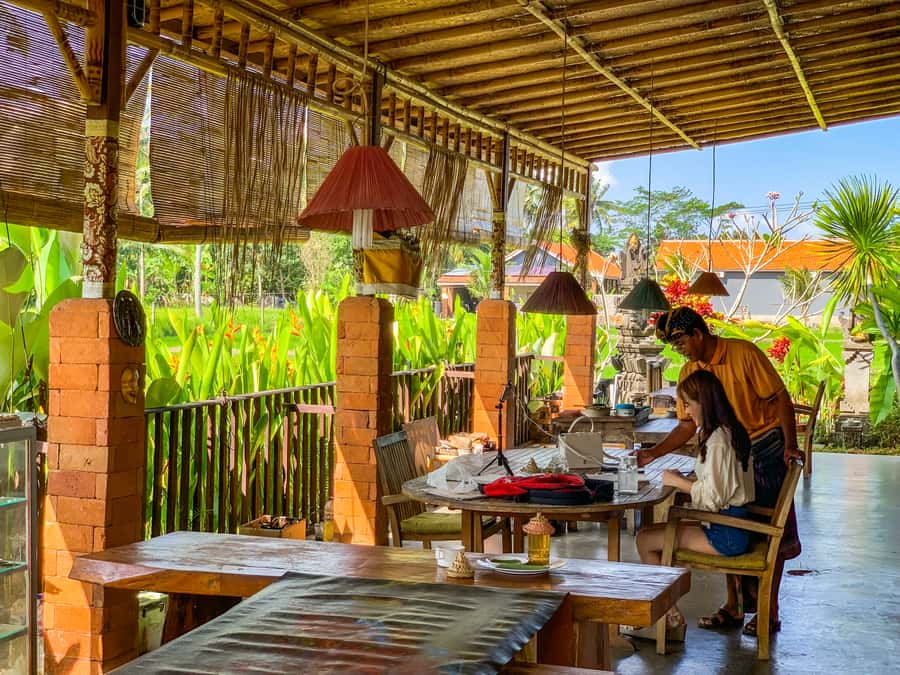 Ubud: Handcrafted Silver Jewelry Workshop - Where the Waiting Fits In (And Why It’s Not a Waste)