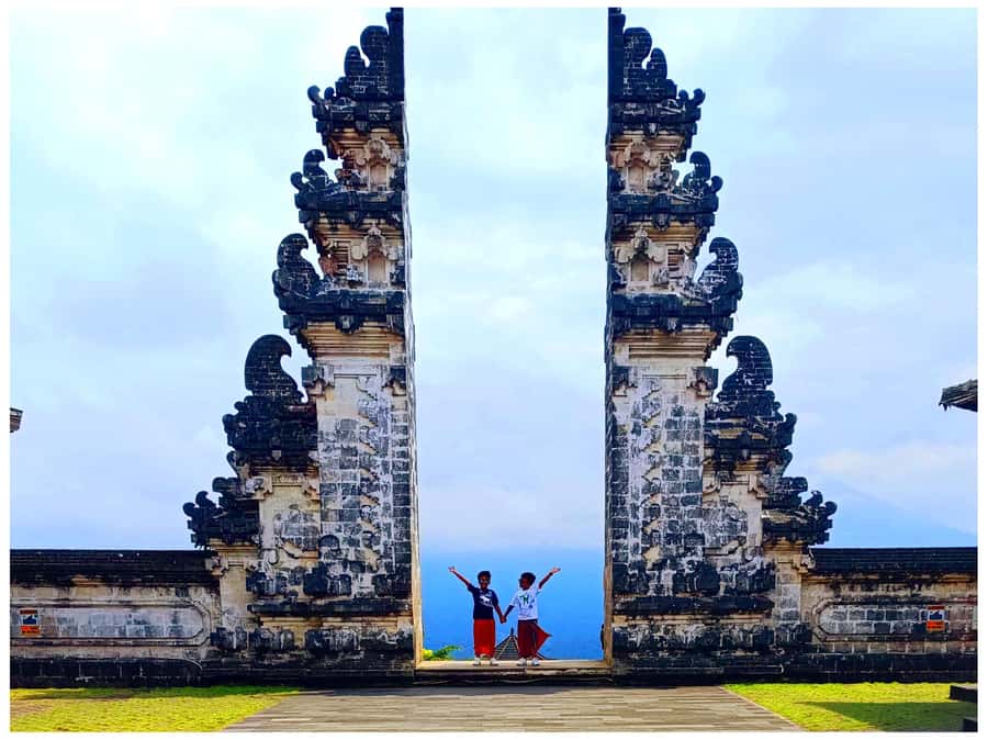 Ubud: Heaven Gate Lempuyang, Water Palace & Waterfall Tour - Key things that make this tour a smart day in Bali