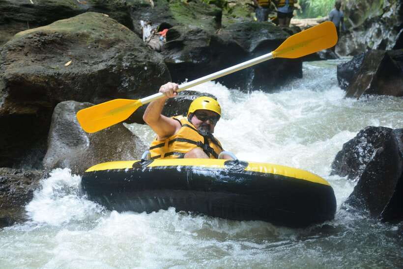 Ubud: Hidden Canyon, Waterfall, River Tubing Adventure Tours - Break time and lunch with a cliff-edge rural setting