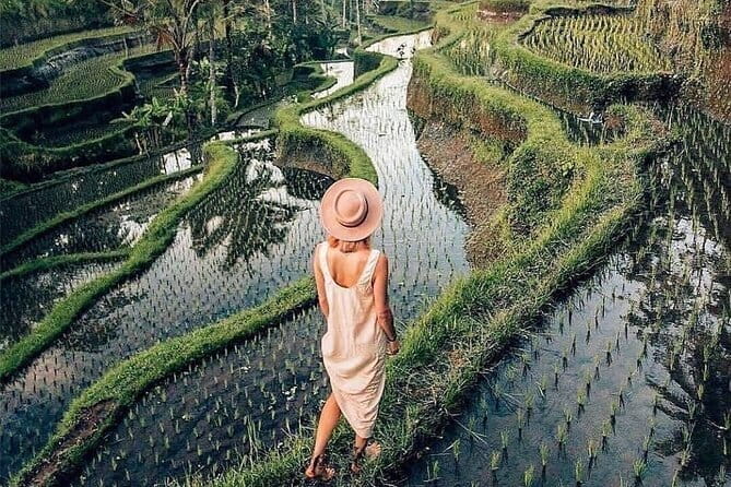 Ubud Highlights -Private Tour,Temples, Waterfalls & Rice terraces - Celuk Village: batik, carving, and silver (your souvenir plan starts here)