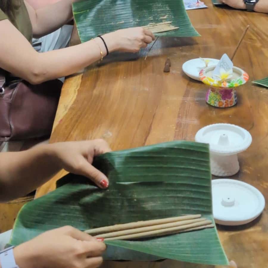 Ubud: Incense Making Workshop. Create Incense From Scratch! - Picking scents and building your own incense sticks