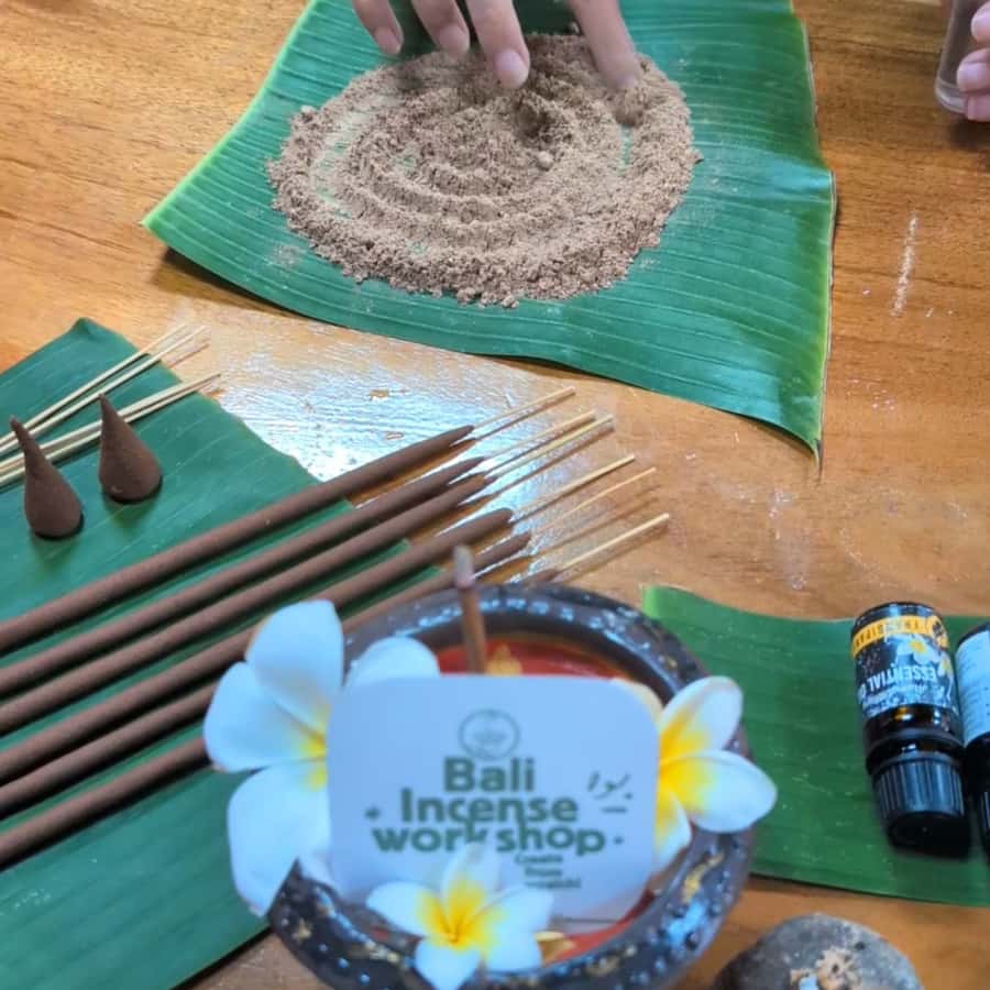 Ubud: Incense Making Workshop. Create Incense From Scratch! - Optional incense cones and a ceramic burner that looks good too