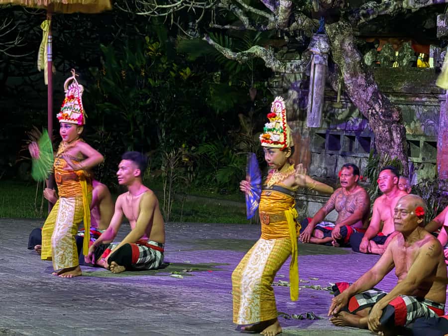Ubud: Kecak & Fire Dance Show at Batubulan Village - Fire dance: the highlight, with one fair warning