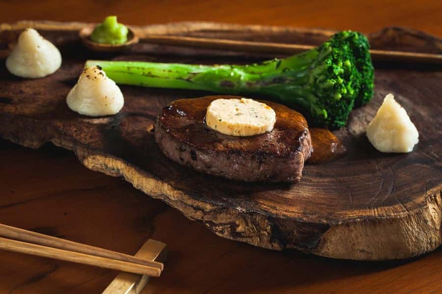 Ubud: Kojin Grill Japanese Restaurant Dining E-Voucher - Ambiance and service: cozy, elegant, and genuinely attentive