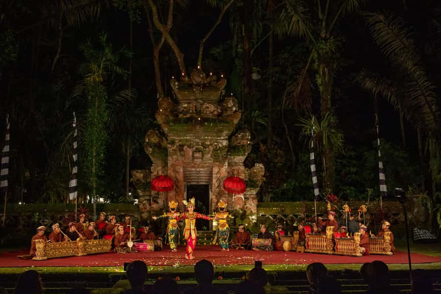 Ubud: Legong Lasem Or Ramayana Ballet Show Ticket - Timing at ARMA: The 6:00 PM Stage Open, 7:00 PM Start