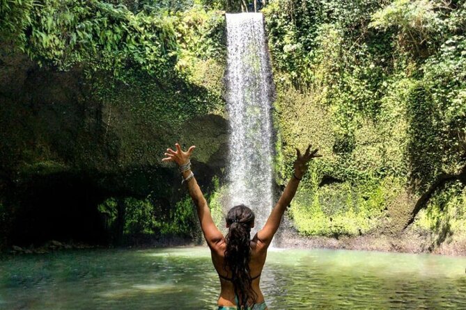 Ubud Monkey Forest, Rice Terrace & Tirta Empul Temple Tour - Tibumana Waterfall: a calmer break with a swim option