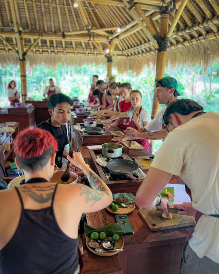 Ubud: Organic Farm Harvest, Bali Cooking Class by Pemulan - Organic Farm Harvest: Picking Your Own Ingredients in Ubud