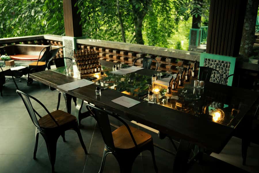Ubud: Perfume Making Workshop - Svasensa in Ubud: a natural perfumery workshop with real personality