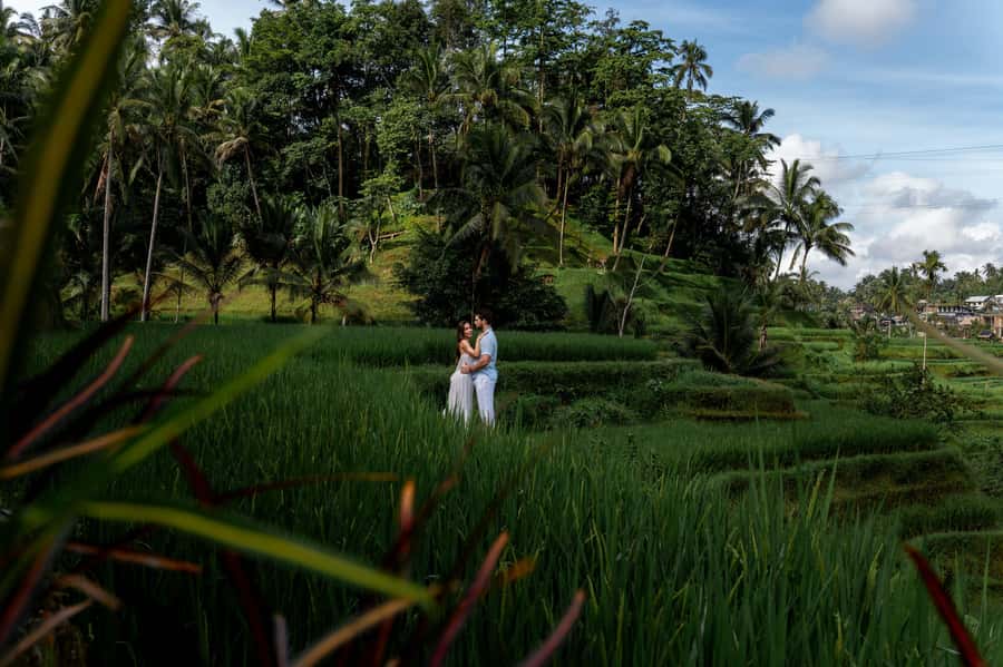 Ubud: Photography Tour Rice Terrace, Waterfall, & Swing - Stop 4: Lunch at a local restaurant (fuel for the next two waterfalls)