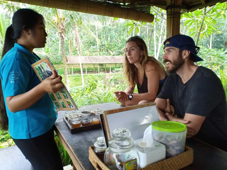Ubud: Private Scenic Waterfalls and Rice Terraces Tour - Tukad Cepung Waterfall: the cave setting that turns photos into a challenge (and a win)