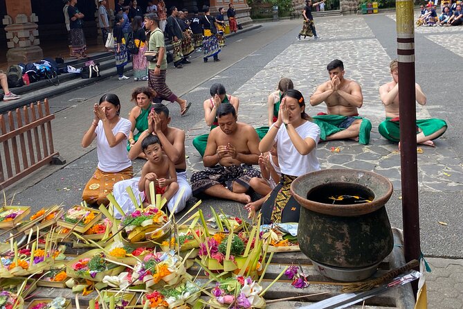 Ubud Private Tour: Monkey Forest, Rice Terrace, Temple, Waterfall - Tebasari Resto: a bamboo-jungle lunch break (not a rush meal)