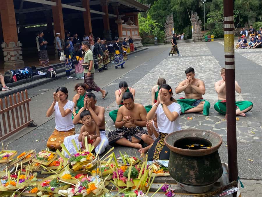 Ubud: Rice Terrace, Monkey Forest, Temple, & Waterfall - Ulu Petanu Waterfall: Swimming Plans and Rain Reality