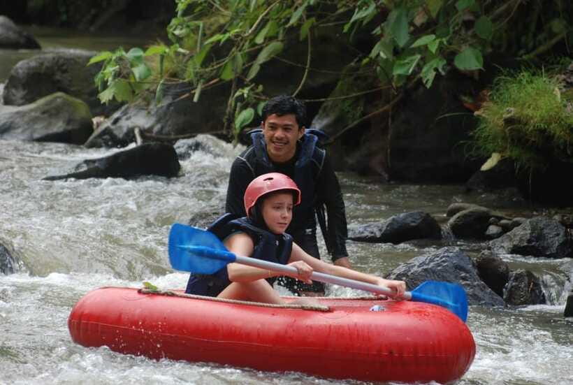 Ubud River Tubing Adventure with Lunch and Hotel Transfers - Lunch, towels, and a shower: finishing the adventure clean