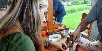 Ubud Silver Artistry Class: Create Unique Jewelry in Bali - Celuk Village: silver craftsmanship without the classroom tone