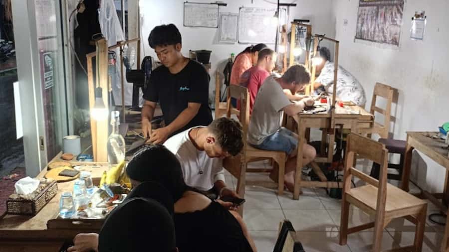 Ubud: Silver Class Making Workshop with 5g of Silver - Shaping and finishing: polishing is where it clicks