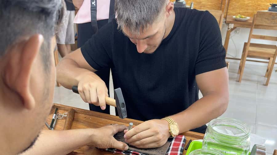 Ubud Silver Experience: 2-Hour Hands-On Jewelry Making Class - Language and Comfort: English Instruction in a Practical Workshop