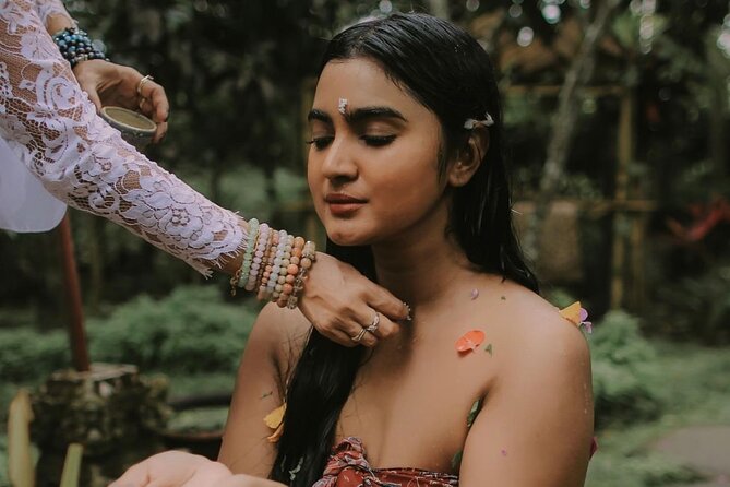 Ubud Tour - Balinese Healing By Shaman And Self Purification - Tegalalang rice terraces: the viewpoint break that resets the mood