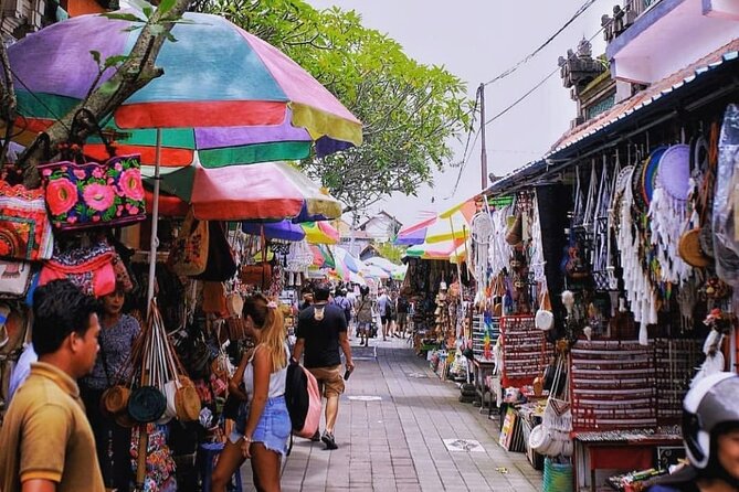 Ubud Tour : Monkey forest, Rice terrace, Water temple, Waterfall & Jungle Swing - Stop 3: Tirta Empul Water Temple (Purification With Running Fountains)