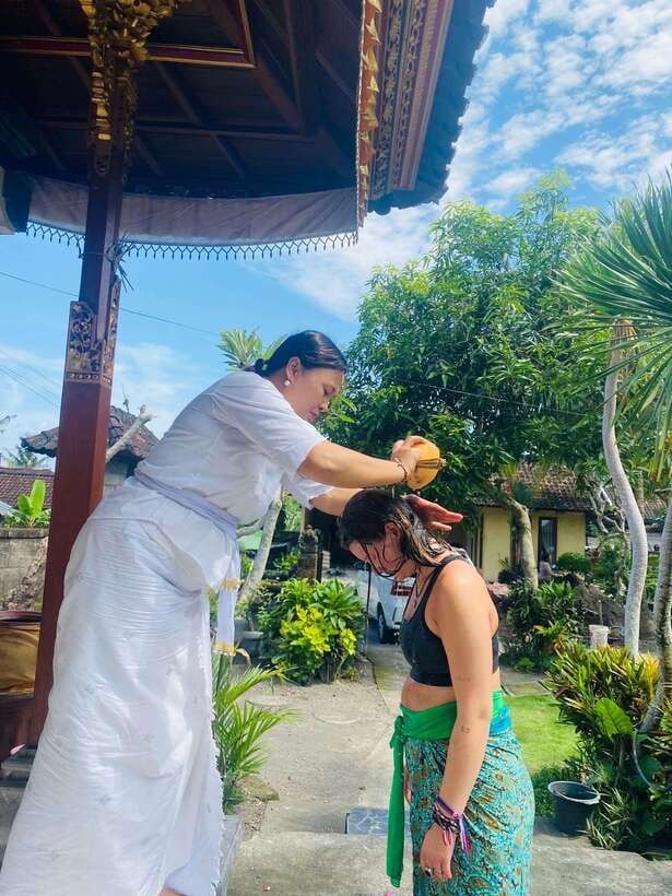 Ubud: Traditional Healing with White Lotus Blessing - What to expect day-of: calm pace, clear intention, and English guidance