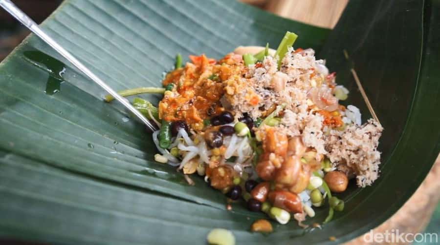Ubud Traditional Night Market Food Tour-All Inclusive - Beyond the market: favorite food and drink spots