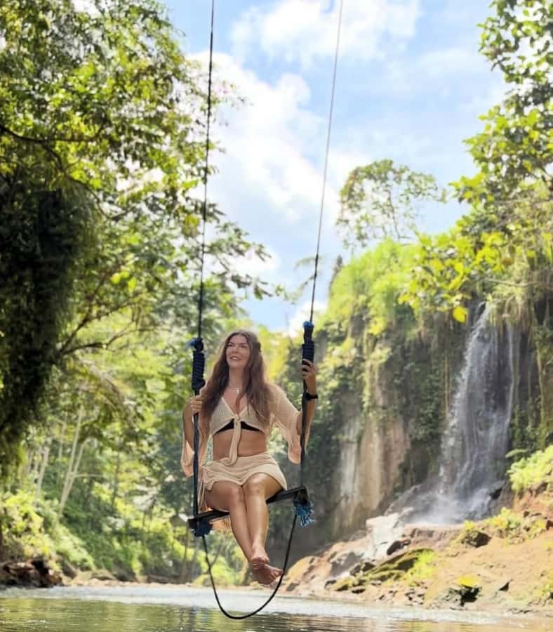 Ubud: Trekking Through Rivers & Forests to Three Waterfalls - Green Canyon swing: the view, the timing, and the nerves