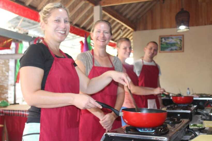 Ubud : Vegetarian & Vegan cooking class with market visit - Price and Value: What $23 Buys for 4 Hours