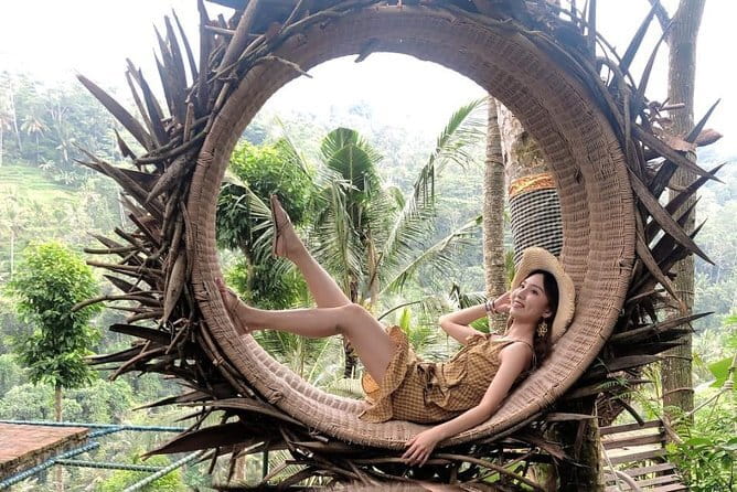 Ubud Water Temple Waterfall Terrace Swing Private Guided Tour - Stop 6: Tampaksiring Tea and Coffee in a Garden Setting