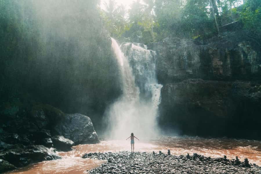 Ubud: Waterfall, Rice Terrace & Temple Private Day Tour - Tegenungan Waterfall: where you go for the big splash moments