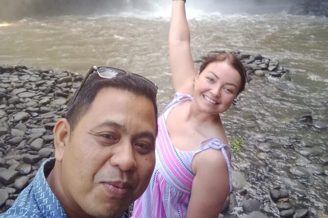 Ubud Waterfall Swing And Spring Temple Private Guided Tour - Tegalalang Rice Terrace: viewpoint time plus guided walking