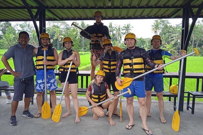 Ubud White Water Rafting on the Ayung River with Pickup & Lunch - Lunch + shower: why this is more than just a break
