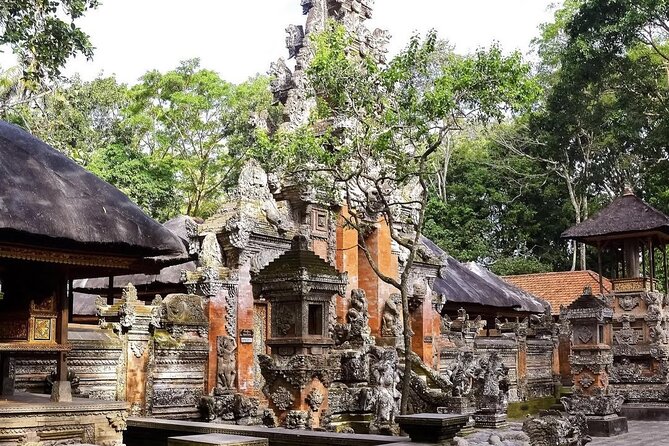 Ubud: White Water Rafting with visit Ubud Monkey Forest - What to bring so the day feels smooth