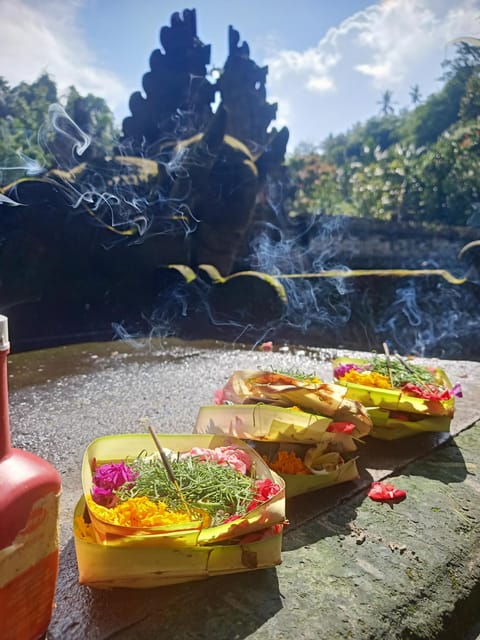 Ubud: Yoga Class, Spiritual Open Chakra and Temple Healing - Open chakra healing with a local priest: what to expect and how to prepare