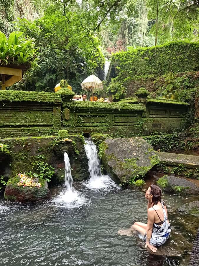 Ubud: Yoga Class, Spiritual Open Chakra and Temple Healing - The 1.5-hour Intuitive Flow yoga session (with real views)