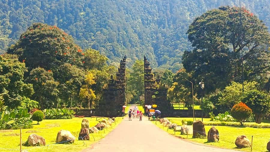 Ulun Danu, Handara Gate & Banyumala – Private Highlands Tour - North Bali highlands: why this tour feels like a reset